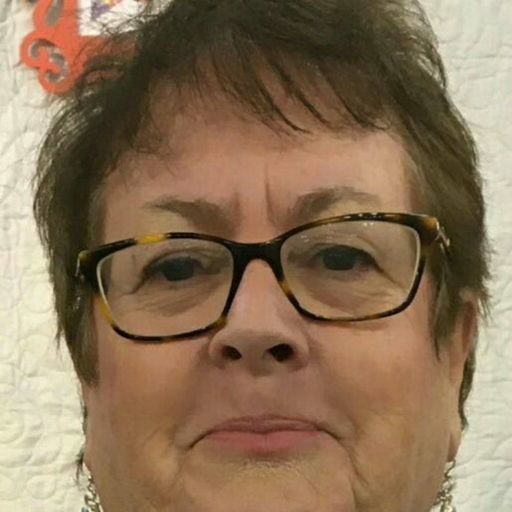 Meet your Posher, Sandi